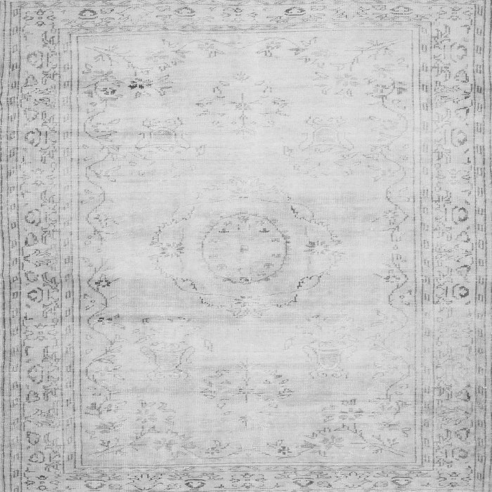 Round Machine Washable Persian Gray Traditional Rug, wshtr478gry