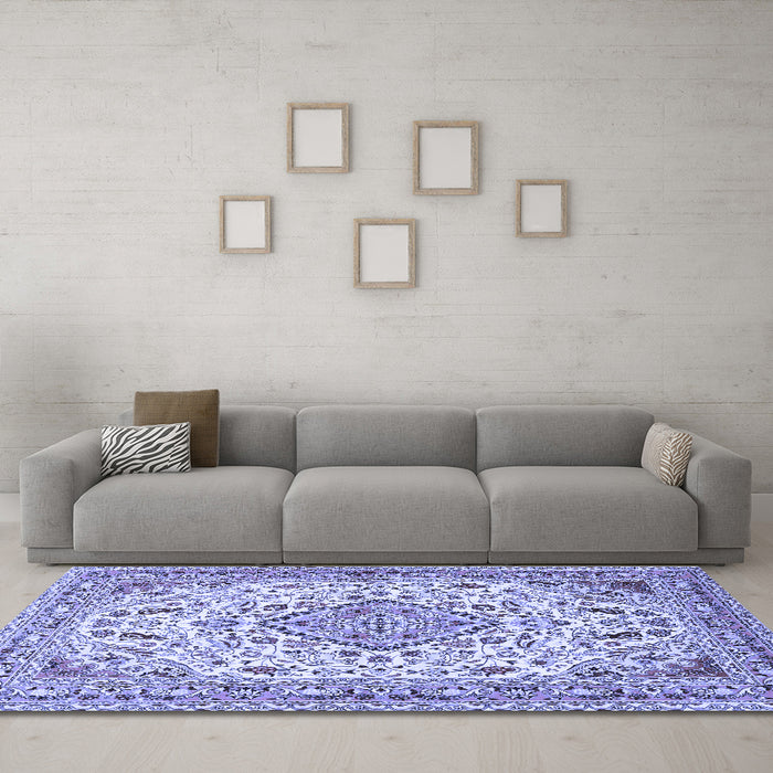 Machine Washable Medallion Blue Traditional Rug in a Living Room, wshtr4790blu