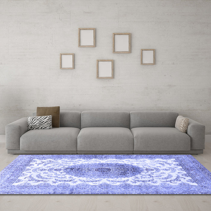 Machine Washable Medallion Blue Traditional Rug in a Living Room, wshtr4792blu