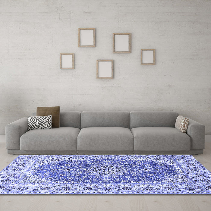 Machine Washable Medallion Blue Traditional Rug in a Living Room, wshtr4793blu