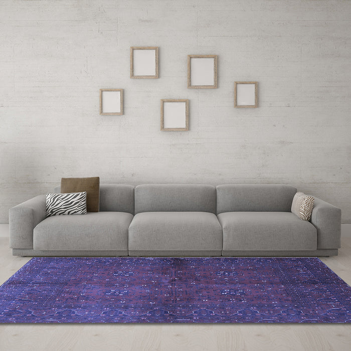 Machine Washable Persian Blue Traditional Rug in a Living Room, wshtr4795blu