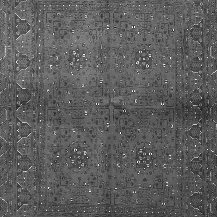 Serging Thickness of Machine Washable Persian Gray Traditional Rug, wshtr4795gry