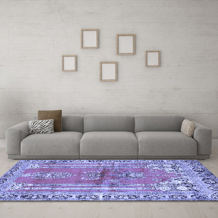 Machine Washable Persian Blue Traditional Rug in a Living Room, wshtr4798blu