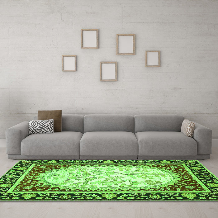 Machine Washable Persian Green Traditional Area Rugs in a Living Room,, wshtr4805grn