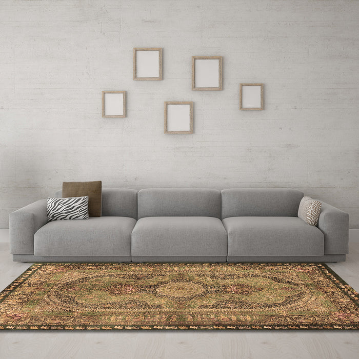Machine Washable Medallion Brown Traditional Rug in a Living Room,, wshtr4814brn