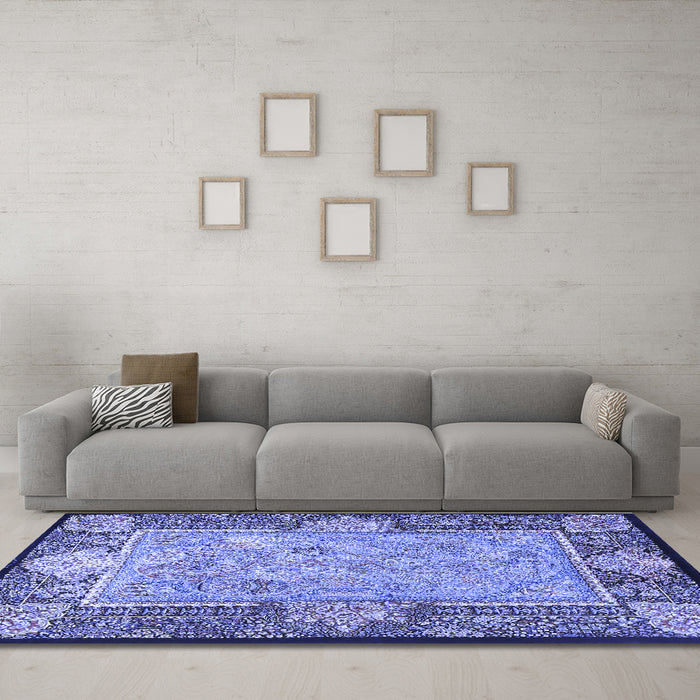 Machine Washable Persian Blue Traditional Rug in a Living Room, wshtr4815blu