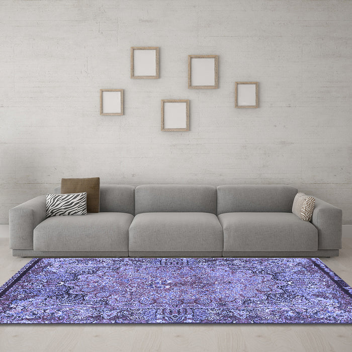 Machine Washable Persian Blue Traditional Rug in a Living Room, wshtr4826blu