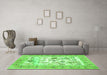 Machine Washable Animal Green Traditional Area Rugs in a Living Room,, wshtr4828grn