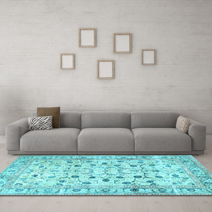 Machine Washable Persian Light Blue Traditional Rug in a Living Room, wshtr4832lblu
