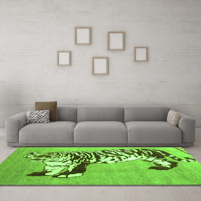 Machine Washable Persian Green Traditional Area Rugs in a Living Room,, wshtr4834grn