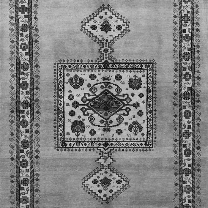 Serging Thickness of Machine Washable Persian Gray Traditional Rug, wshtr486gry