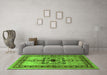 Machine Washable Persian Green Traditional Area Rugs in a Living Room,, wshtr486grn