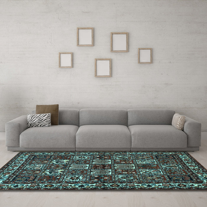 Machine Washable Animal Light Blue Traditional Rug in a Living Room, wshtr491lblu
