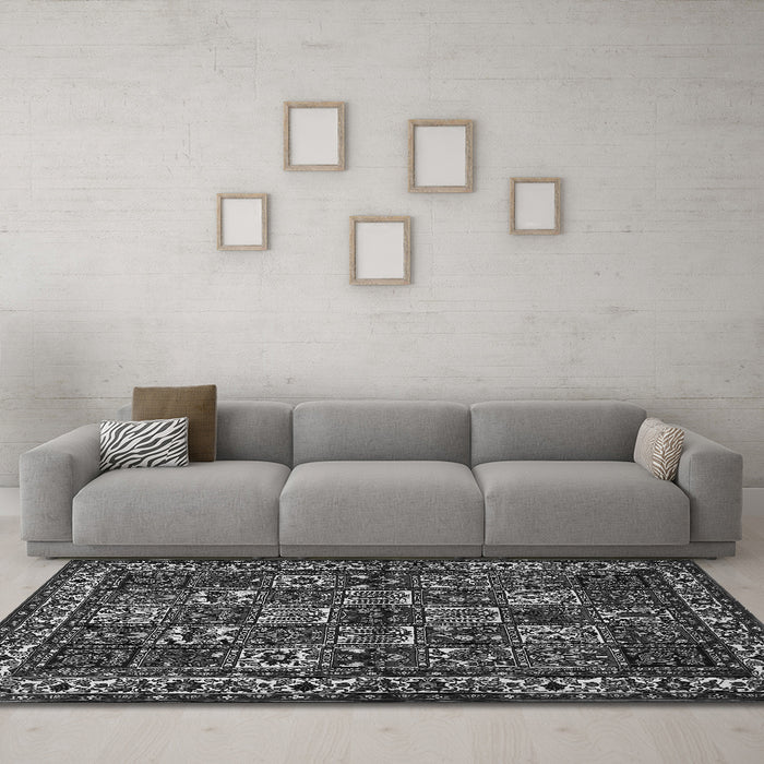 Machine Washable Animal Gray Traditional Rug in a Living Room,, wshtr491gry