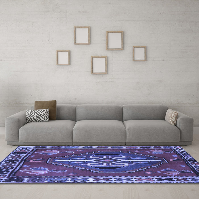 Machine Washable Persian Blue Traditional Rug in a Living Room, wshtr493blu