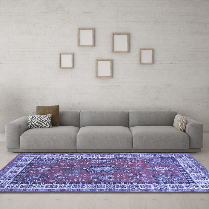 Machine Washable Persian Blue Traditional Rug in a Living Room, wshtr497blu