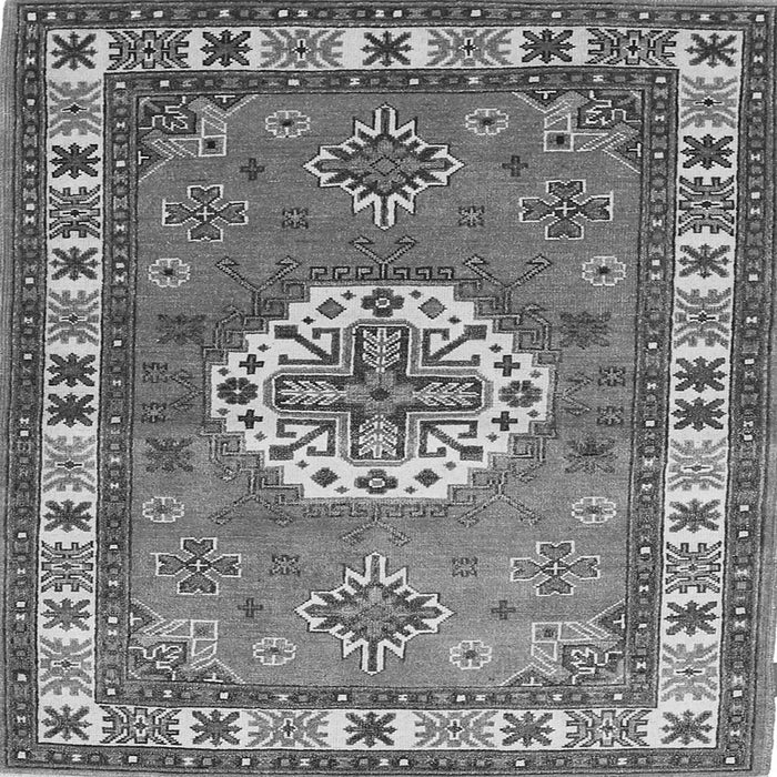 Serging Thickness of Medallion Gray Traditional Rug, tr498gry