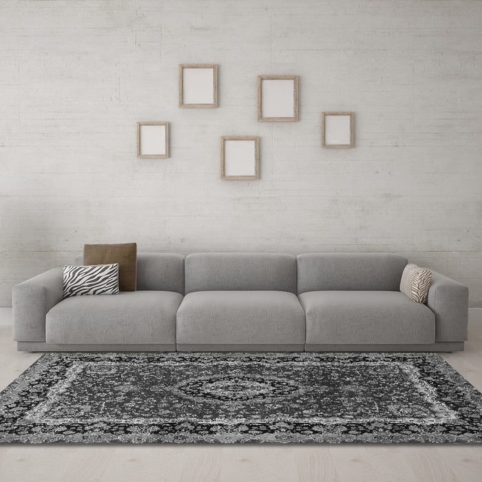 Machine Washable Medallion Gray Traditional Rug in a Living Room,, wshtr499gry