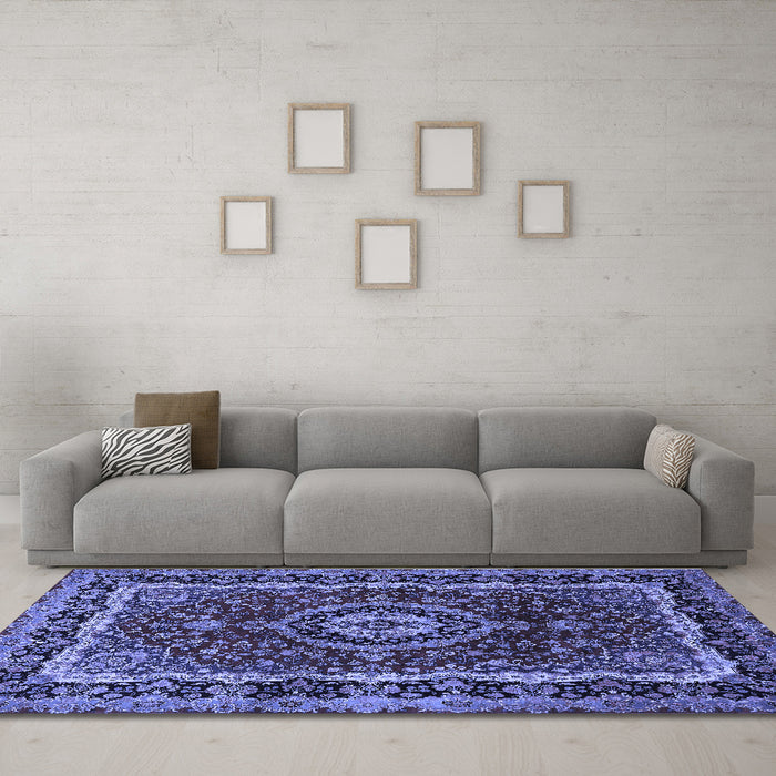 Machine Washable Medallion Blue Traditional Rug in a Living Room, wshtr499blu