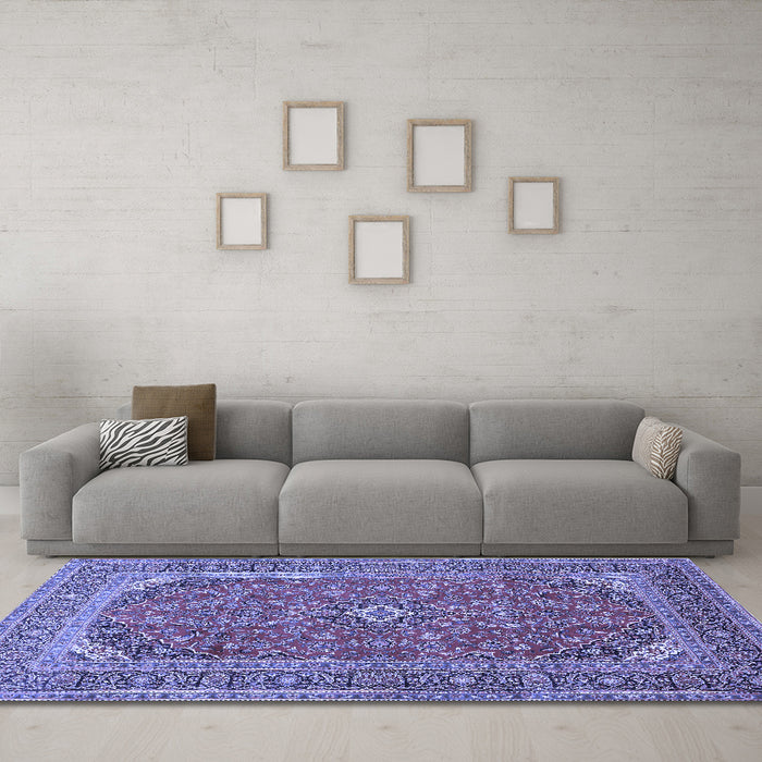 Machine Washable Medallion Blue Traditional Rug in a Living Room, wshtr49blu