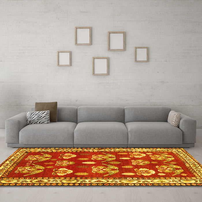 Machine Washable Animal Yellow Traditional Rug in a Living Room, wshtr4yw