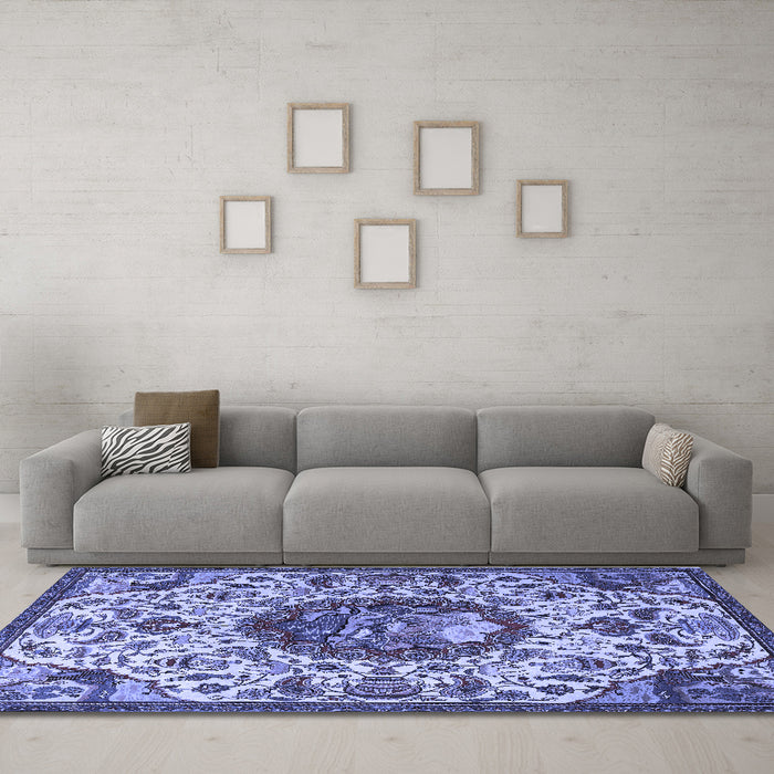 Machine Washable Animal Blue Traditional Rug in a Living Room, wshtr503blu