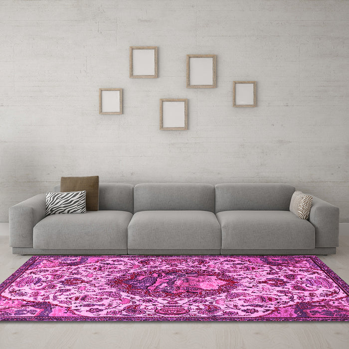 Machine Washable Animal Pink Traditional Rug in a Living Room, wshtr503pnk
