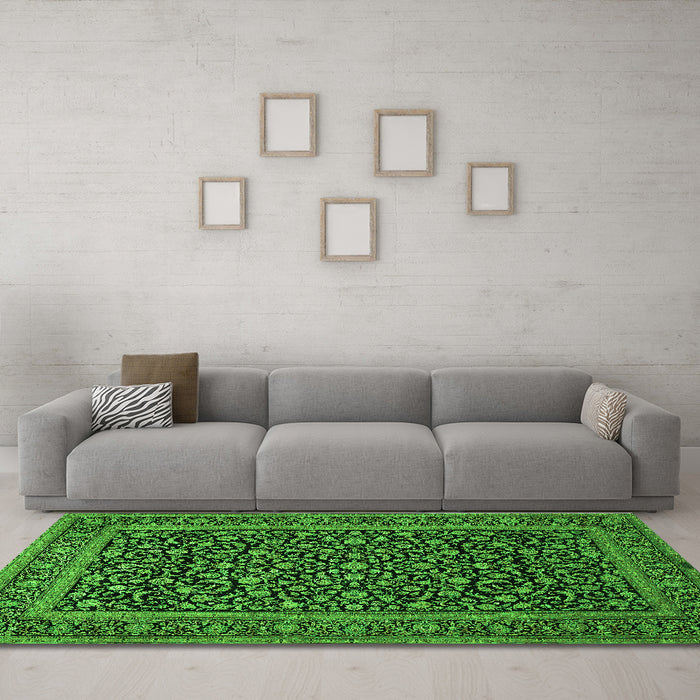 Machine Washable Persian Green Traditional Area Rugs in a Living Room,, wshtr504grn