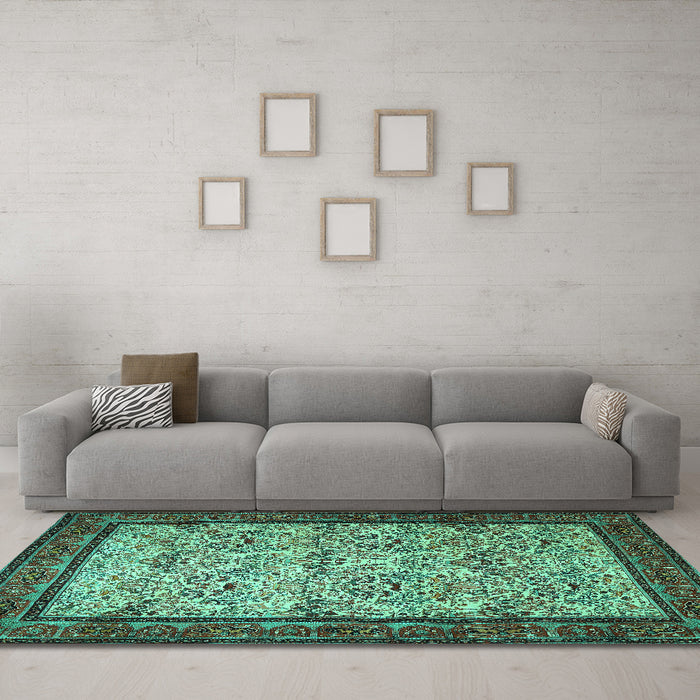Machine Washable Persian Turquoise Traditional Area Rugs in a Living Room,, wshtr505turq
