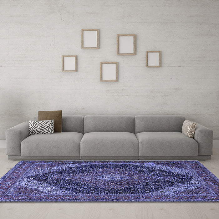 Machine Washable Medallion Blue Traditional Rug in a Living Room, wshtr506blu