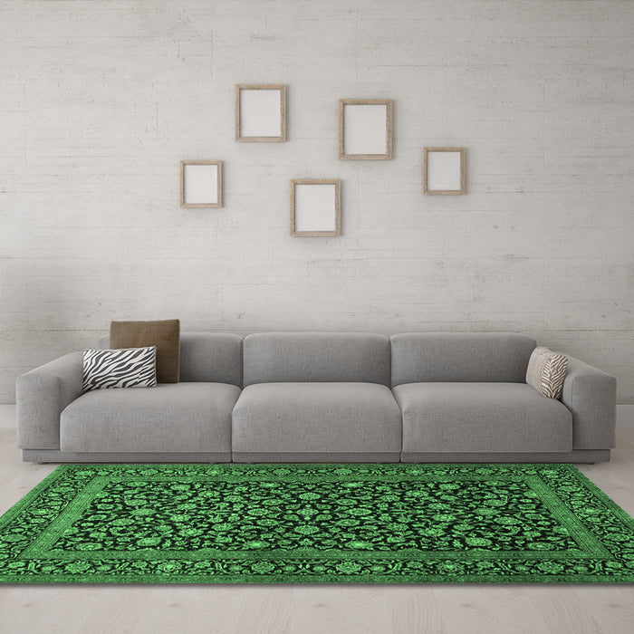 Machine Washable Persian Emerald Green Traditional Area Rugs in a Living Room,, wshtr507emgrn