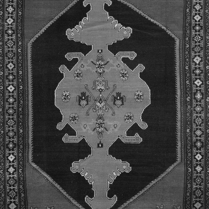 Serging Thickness of Machine Washable Persian Gray Traditional Rug, wshtr50gry