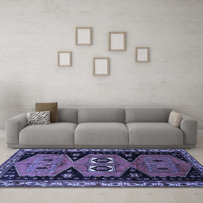 Machine Washable Persian Blue Traditional Rug in a Living Room, wshtr513blu