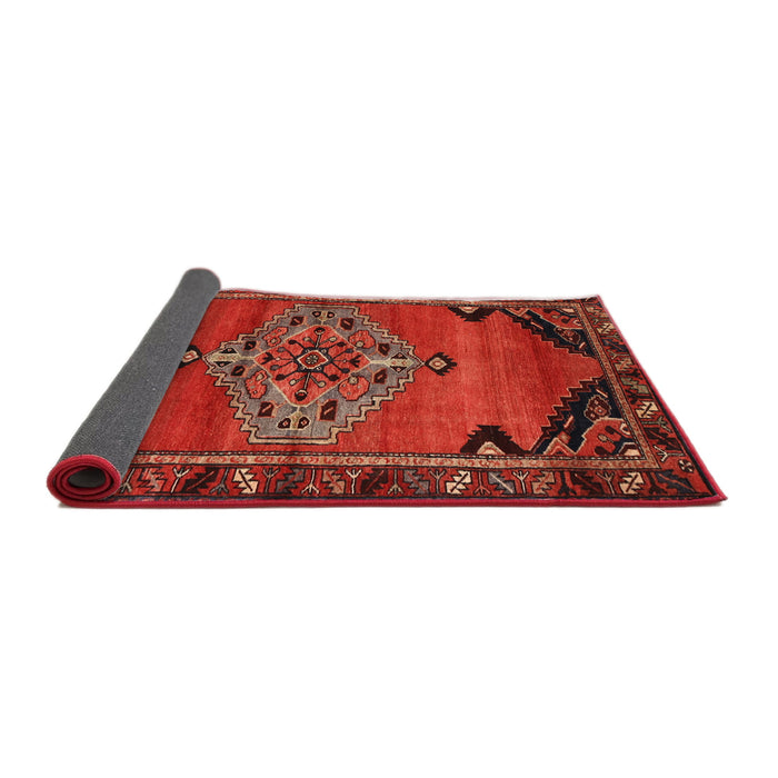 Sideview of Traditional Red Medallion Rug, tr517
