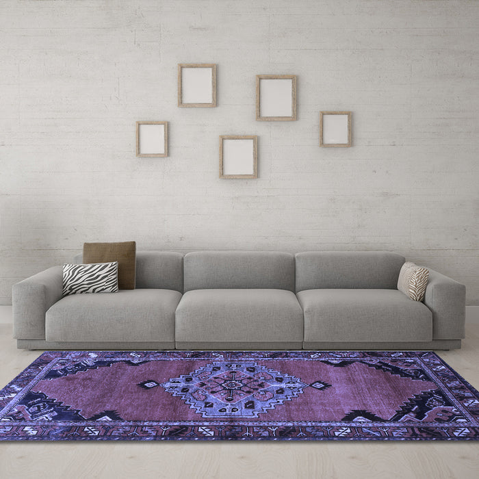 Machine Washable Medallion Blue Traditional Rug in a Living Room, wshtr517blu