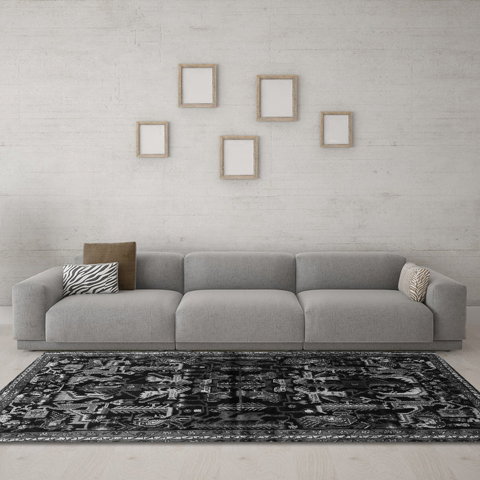 Machine Washable Animal Gray Traditional Rug in a Living Room,, wshtr521gry