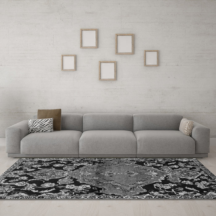 Machine Washable Persian Gray Traditional Rug in a Living Room,, wshtr523gry