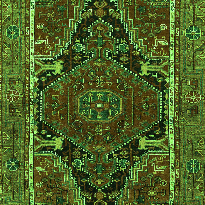 Serging Thickness of Machine Washable Persian Green Traditional Area Rugs, wshtr524grn
