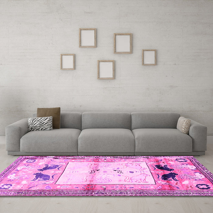 Machine Washable Animal Pink Traditional Rug in a Living Room, wshtr526pnk