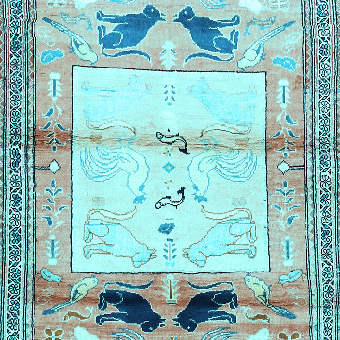Animal Light Blue Traditional Rug, tr526lblu