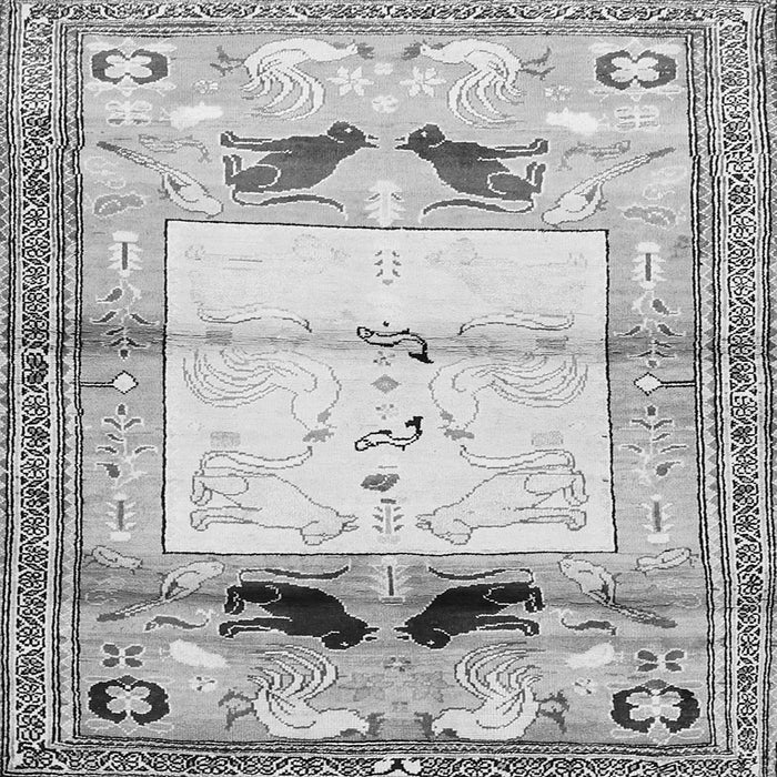 Serging Thickness of Animal Gray Traditional Rug, tr526gry