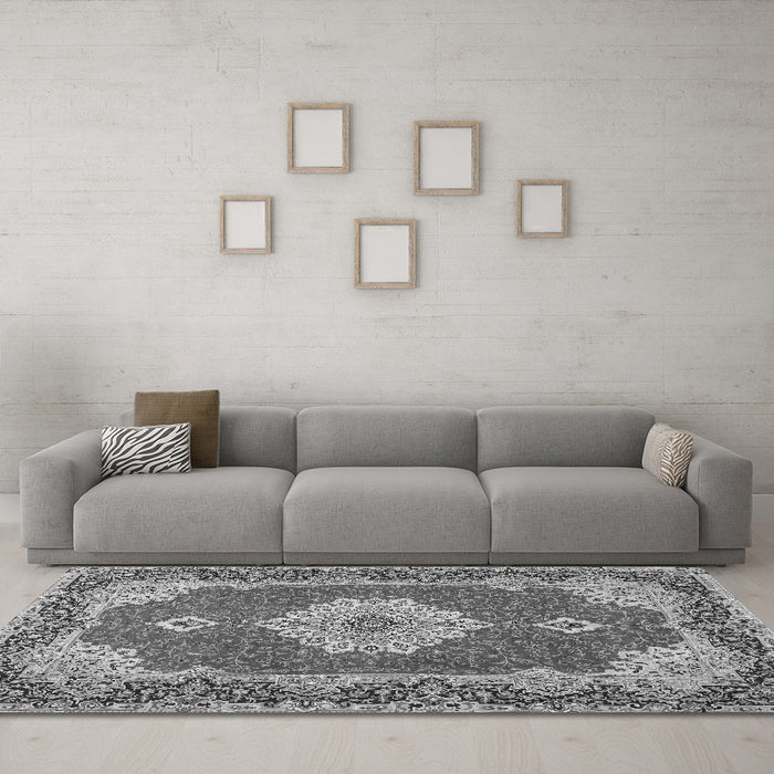 Machine Washable Medallion Gray Traditional Rug in a Living Room,, wshtr528gry