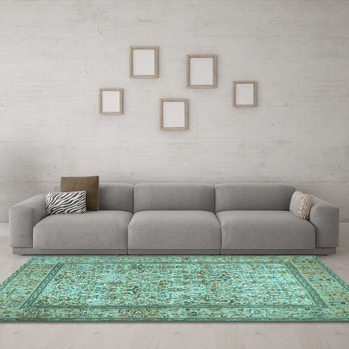 Machine Washable Persian Light Blue Traditional Rug in a Living Room, wshtr529lblu
