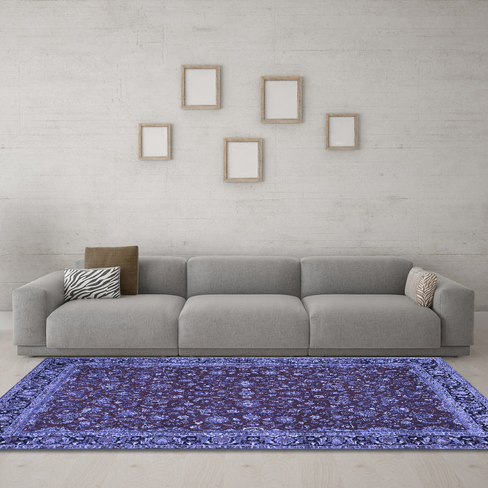Machine Washable Persian Blue Traditional Rug in a Living Room, wshtr531blu