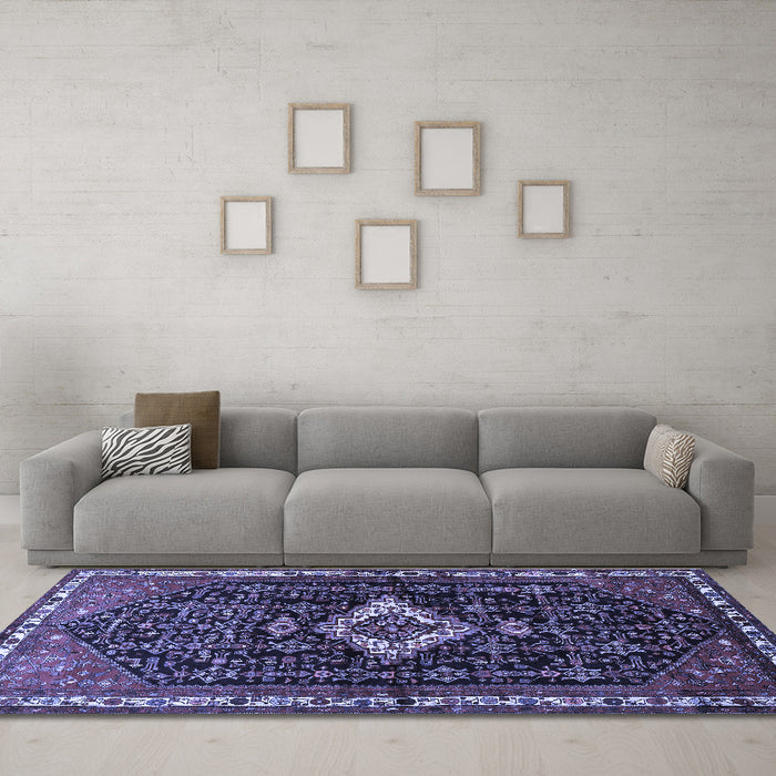 Machine Washable Persian Blue Traditional Rug in a Living Room, wshtr534blu