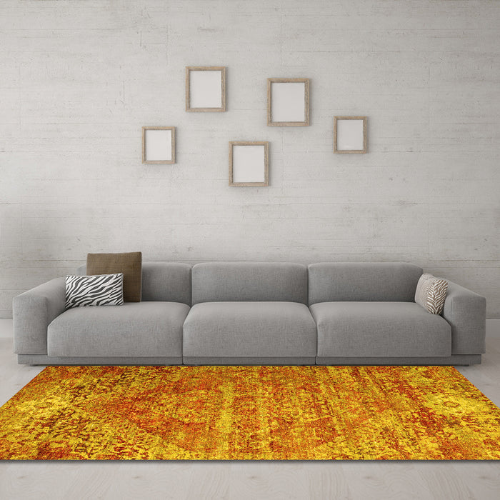 Machine Washable Persian Yellow Traditional Rug in a Living Room, wshtr537yw
