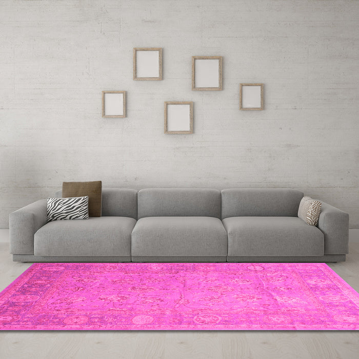 Machine Washable Oriental Pink Traditional Rug in a Living Room, wshtr538pnk