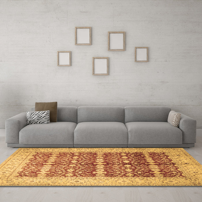 Machine Washable Oriental Brown Traditional Rug in a Living Room,, wshtr539brn