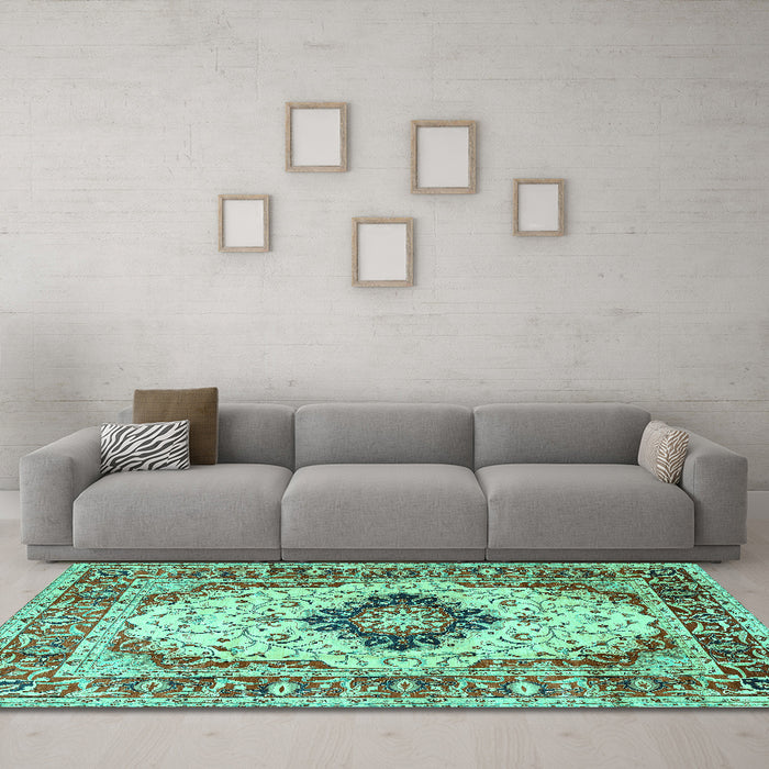 Machine Washable Medallion Turquoise Traditional Area Rugs in a Living Room,, wshtr542turq