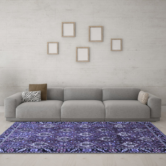 Machine Washable Persian Blue Traditional Rug in a Living Room, wshtr544blu